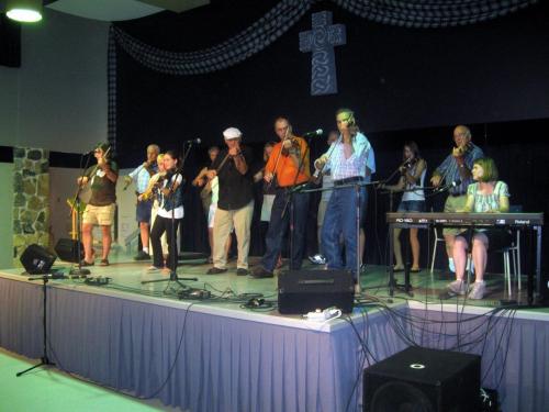 QCF at the Gaelic College with the Cape Breton Fiddlers 15/16 Aug 2009