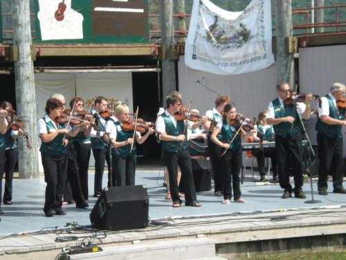 QCF at the Gaelic College with the Cape Breton Fiddlers 15/16 Aug 2009