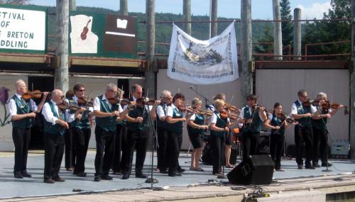 QCF at the Gaelic College with the Cape Breton Fiddlers 15/16 Aug 2009
